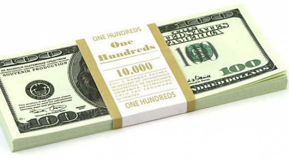 Пачка денег доллары