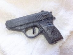 Мыло ручной работы "Пистолет"