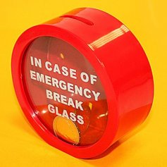 Копилка "В случае опасности разбить стекло"