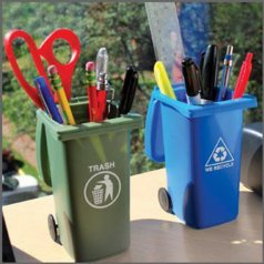 Контейнер для канцелярии