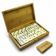 Домино в деревянном футляре