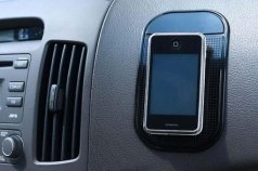 Коврик-универсальный держатель для авто черный