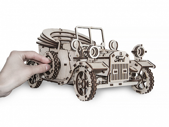 Модель коллекционная из древесины "ФОРД Т"