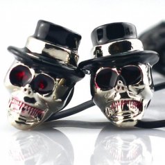 Наушники-череп